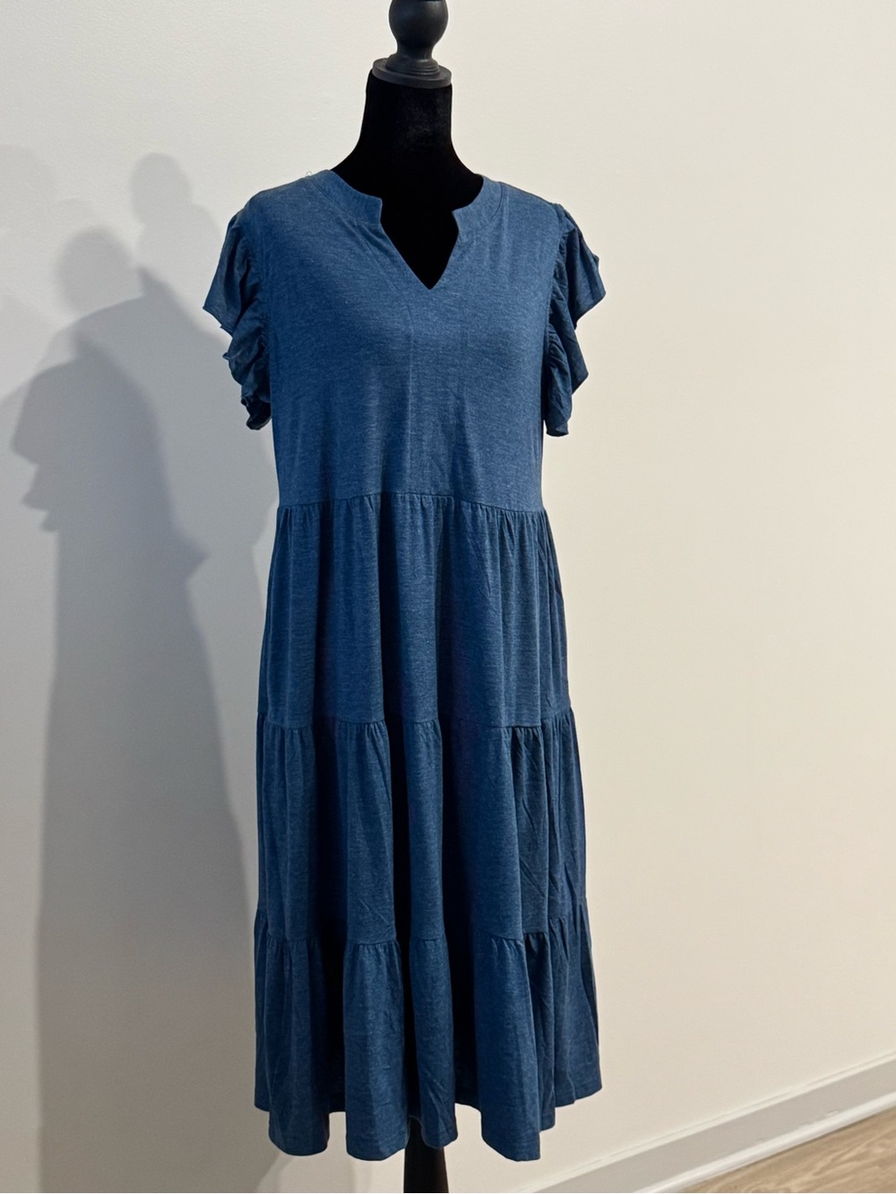 Casual Tiered Blue V-Neck Midi Dress